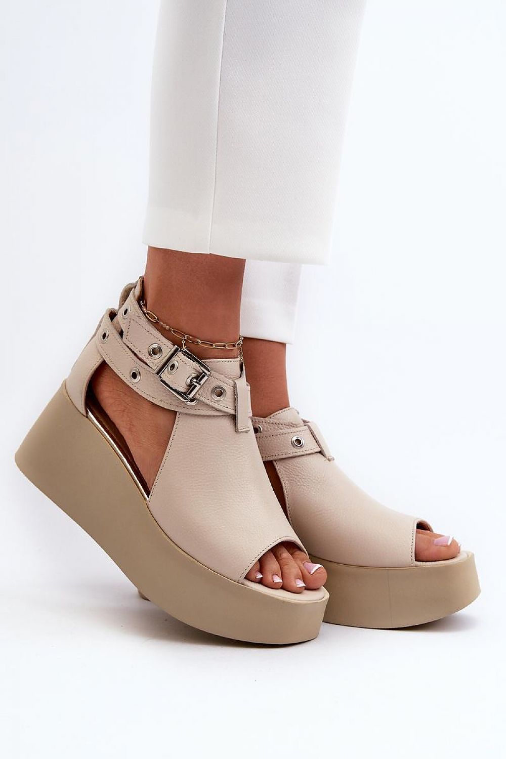  Buskin model 196627 Step in style 