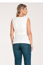  Blouse model 204321 Figl 
