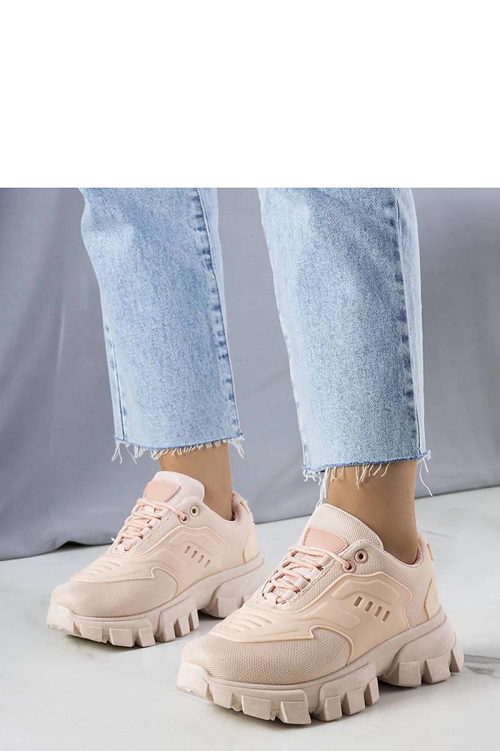  Sport Shoes model 208002 Solea 