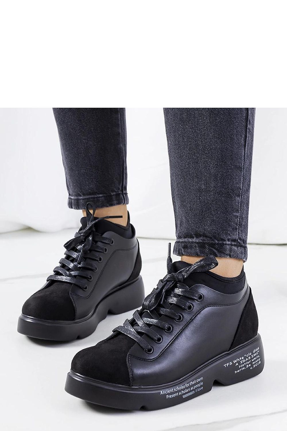  Sport Shoes model 208035 Solea 