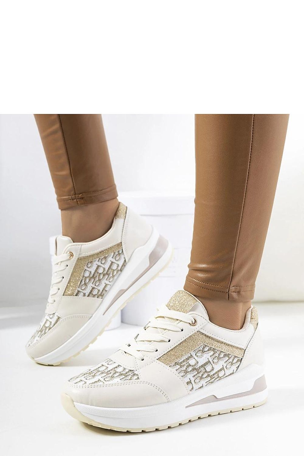  Sport Shoes model 208046 Solea 