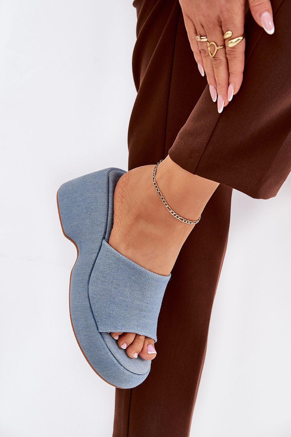  Buskin model 210171 Step in style 
