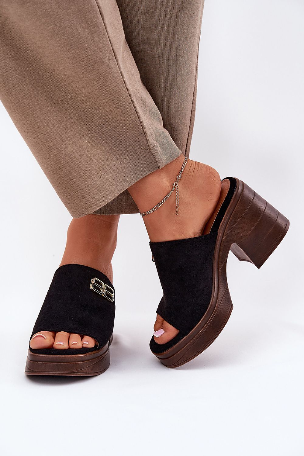  Heeled sandals model 213037 Step in style 