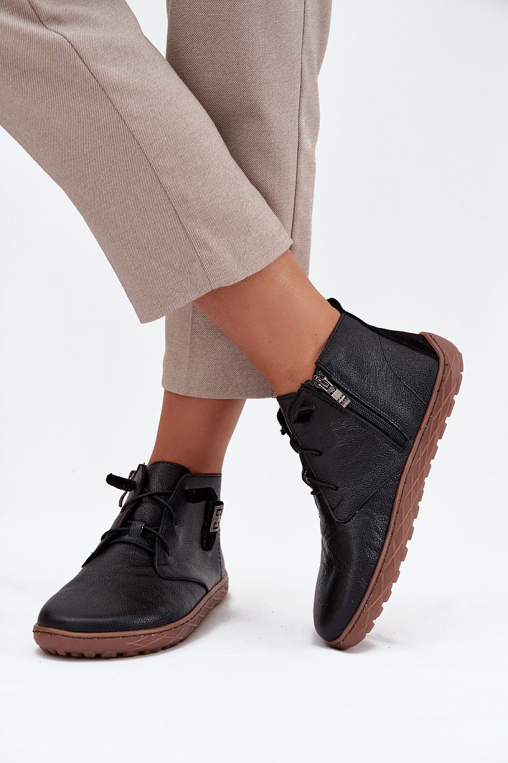  Barefoot model 216982 Step in style 