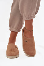  Slippers model 220069 Step in style 